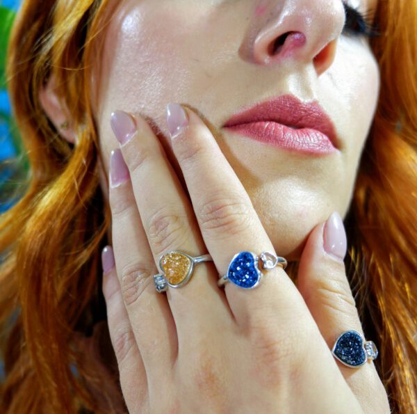 63 ring met 2 hartjes van titanium en zwarte kwarts edelstenen juwelen boho spiritueel hippie tribal symbolen etnisch verstelbaar 1