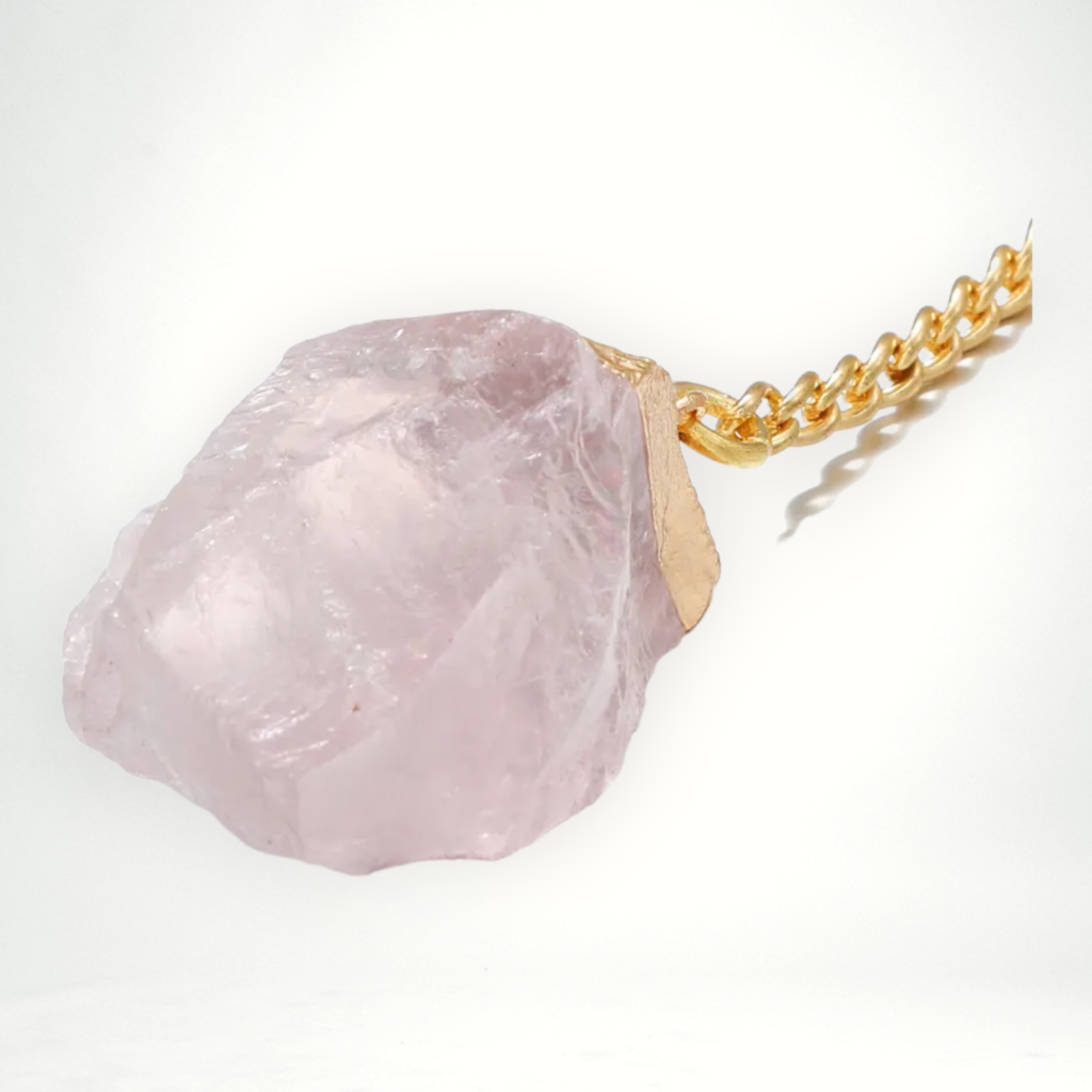 Rozenkwarts: De Steen van Liefde en Genezing 5 00332 sleutelhanger goud met ruwe rozenkwarts edelstenen juwelen boho spiritueel hippie tribal symbolen etnisch (2)