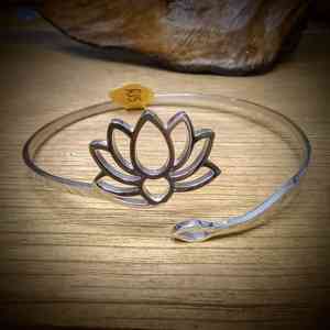 lotusbloem zilverkleurige verstelbare rvs armband (1)